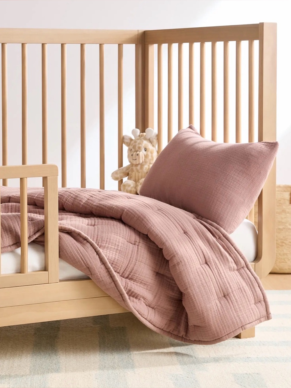 Quince Toddler Quilt -  Organic Cotton Gauze - in Fig (mauve pink)